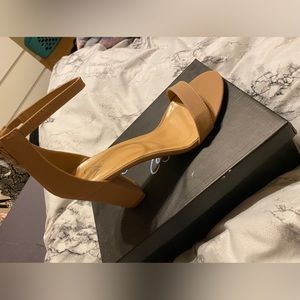 Tan Windsor heels